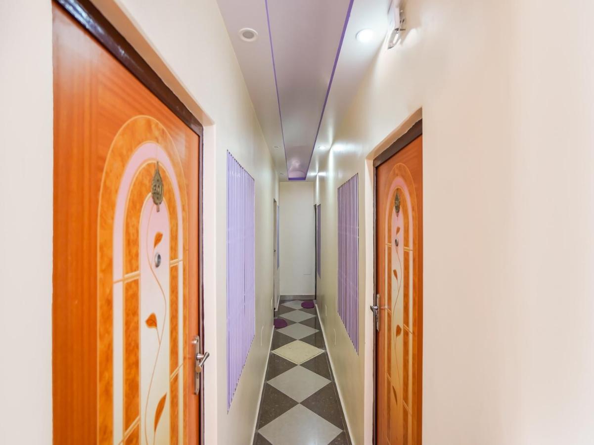 Oyo 75627 New Ankit Guest House Varanasi Esterno foto