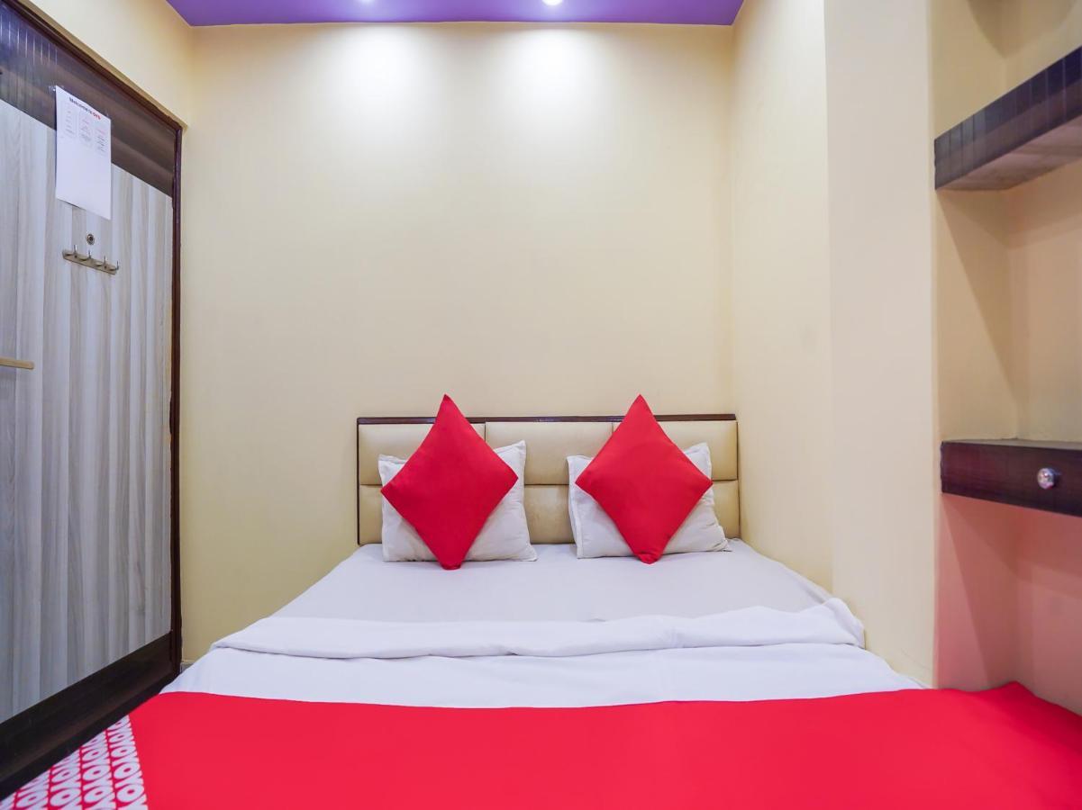Oyo 75627 New Ankit Guest House Varanasi Esterno foto