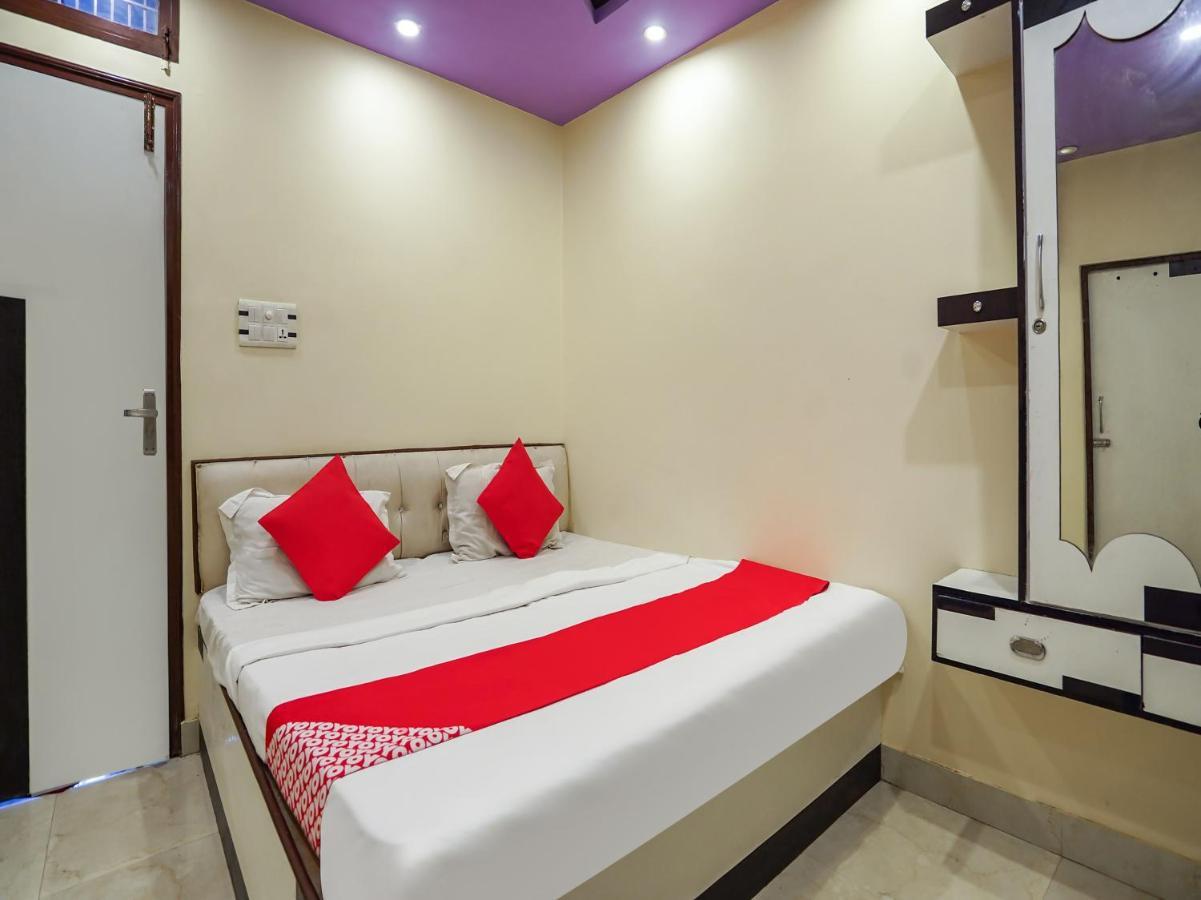 Oyo 75627 New Ankit Guest House Varanasi Esterno foto